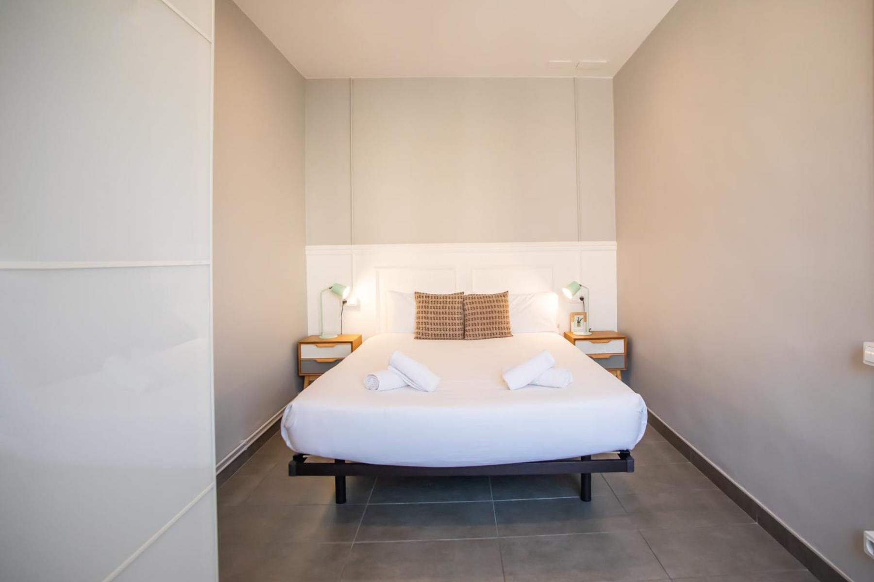 34mal635- New&bright 2br Near Sagrada Familia Barcelone